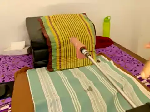 Suzzy-SL online show from March 17, 3:11 am