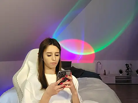 -Yummybabes- online show from March 7, 2:45 pm