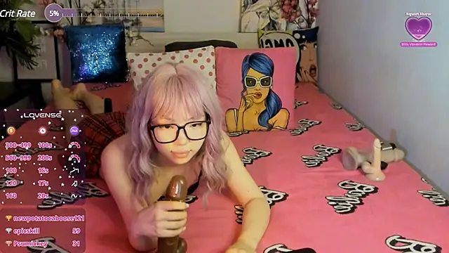 Snapshot of Stripchatlady chatting on January 30, 3:22 am Stripchatlady online show from January 30, 3:22 am