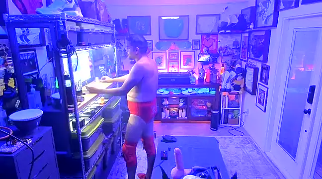 Briefs bud online show from December 11, 5:53 am