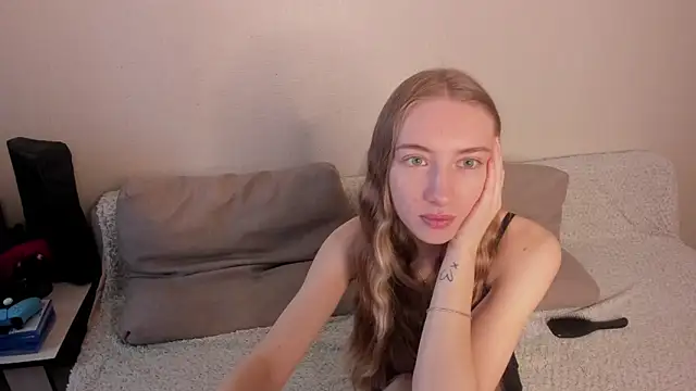 secret dreams   online show from February 10, 8:42 am