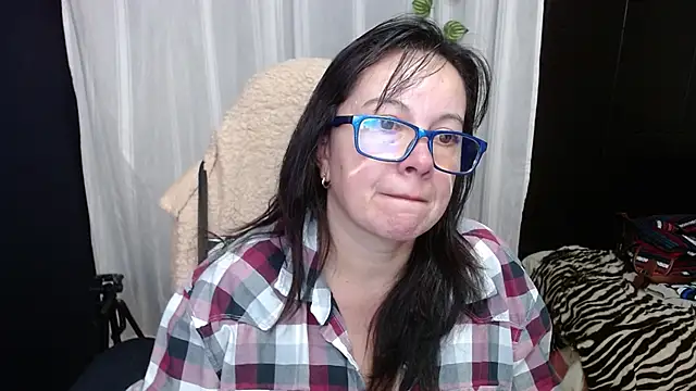 Snapshot of Sonialorens_ chatting on January 17, 8:44 pm Sonialorens  online show from January 17, 8:44 pm