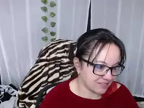 Snapshot of Sonialorens_ chatting on February 10, 3:10 pm Sonialorens  online show from February 10, 3:10 pm