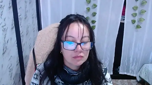 Snapshot of Sonialorens_ chatting on February 28, 1:58 pm Sonialorens  online show from February 28, 1:58 pm