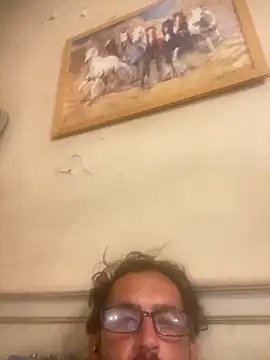 Snapshot of n2flix chatting on December 1, 1:21 am n2flix online show from December 1, 1:21 am