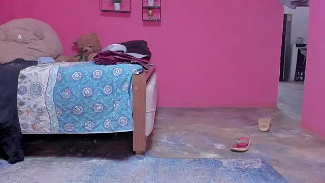 Emma lean online show from March 12, 3:18 pm