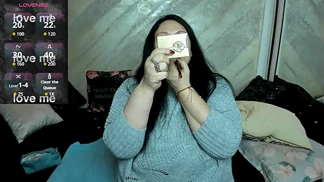 lady lauren online show from December 4, 5:50 am