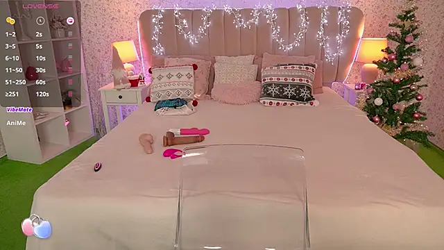 MirandaHobbs online show from December 31, 6:37 am