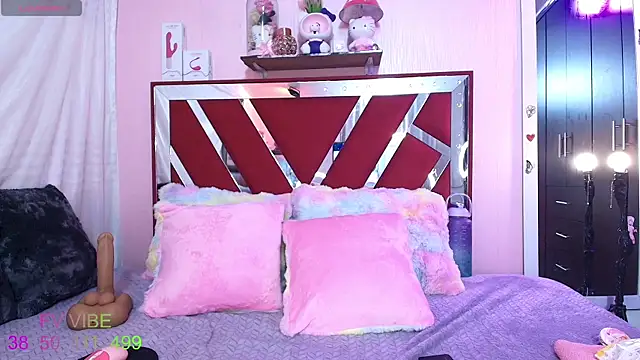 Foxy Megan online show from February 11, 11:10 am