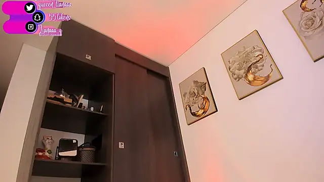 Snapshot of Queen_liana chatting on October 5, 7:50 am Queen liana online show from October 5, 7:50 am