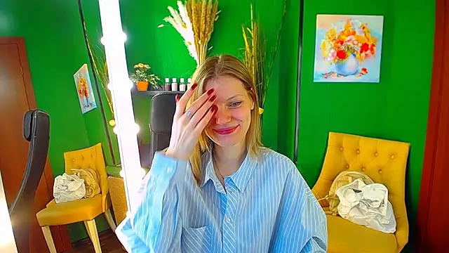 MaryHiggins online show from February 22, 10:29 am