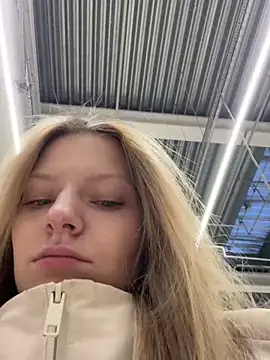 MaryHiggins online show from February 13, 2:24 pm