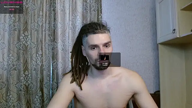 Aestheticguy101 online show from March 8, 11:05 am