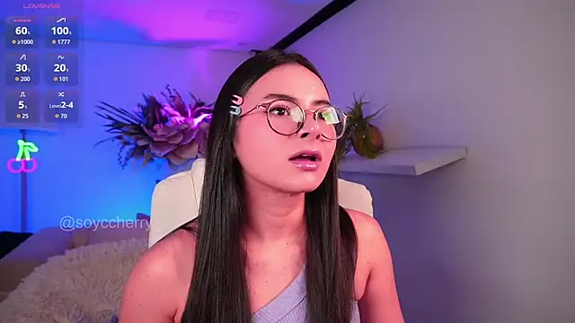 soyccherry  online show from April 22, 10:11 pm