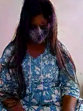 Snapshot of Ipsita-bold chatting on May 3, 2:50 am Ipsita-bold online show from May 3, 2:50 am