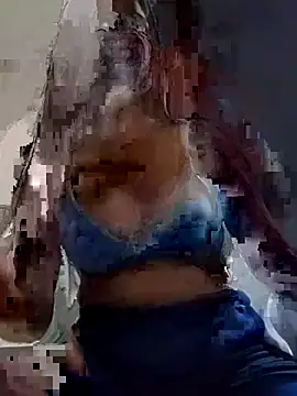 Snapshot of Ipsita-bold chatting on May 7, 4:01 pm Ipsita-bold online show from May 7, 4:01 pm