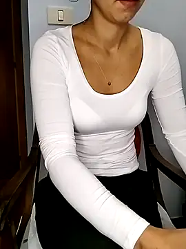 megan2021 online show from September 11, 7:41 am