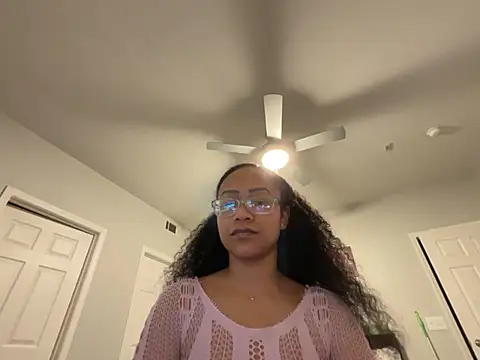 RylHoneyy online show from February 1, 2:21 am