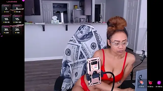 RylHoneyy online show from June 7, 5:27 pm