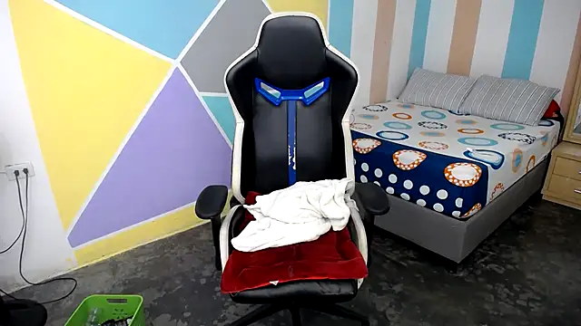 marysol83 online show from December 5, 5:26 am