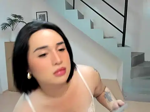 Snapshot of Sexysafarahh chatting on April 23, 12:34 am Sexysafarahh online show from April 23, 12:34 am