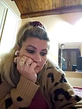 CRHYSTEL online show from January 2, 5:50 pm