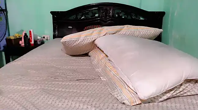 WantedSexslaves online show from January 27, 8:29 am