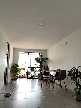 Snapshot of Emma_Wish chatting on December 19, 7:51 pm Emma Wish online show from December 19, 7:51 pm