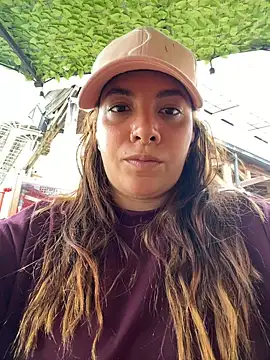 Snapshot of Emma_Wish chatting on February 7, 7:27 pm Emma Wish online show from February 7, 7:27 pm