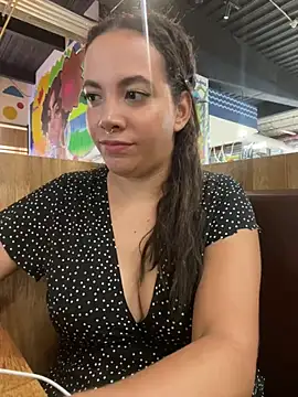 Snapshot of Emma_Wish chatting on March 20, 6:53 pm Emma Wish online show from March 20, 6:53 pm