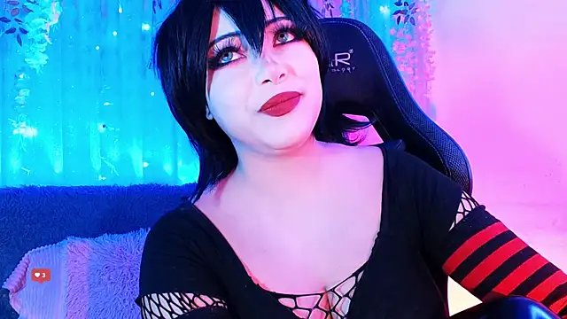 Snapshot of seraphine23 chatting on December 11, 3:45 am seraphine23 online show from December 11, 3:45 am