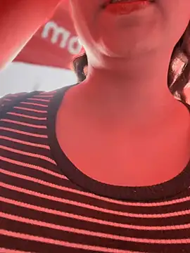 Snapshot of seraphine23 chatting on December 13, 9:30 pm seraphine23 online show from December 13, 9:30 pm