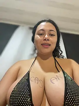 Snapshot of seraphine23 chatting on March 9, 7:23 am seraphine23 online show from March 9, 7:23 am