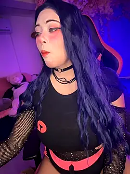 Snapshot of seraphine23 chatting on September 19, 1:07 am seraphine23 online show from September 19, 1:07 am