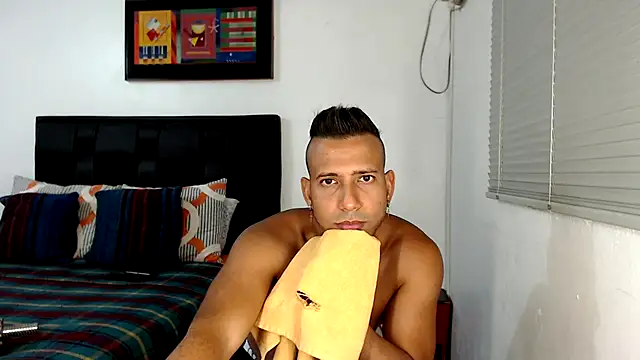 thommerxxx online show from January 31, 7:29 pm