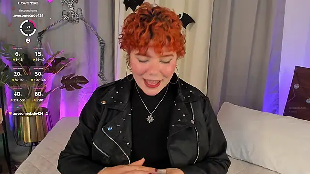 Amy art online show from October 28, 8:33 pm