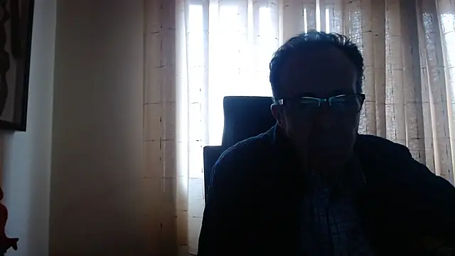 Snapshot of TonyComa chatting on December 20, 2:13 pm TonyComa online show from December 20, 2:13 pm