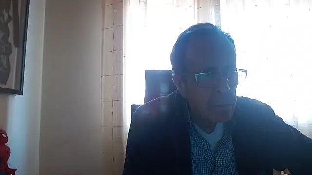 Snapshot of TonyComa chatting on April 15, 2:24 pm TonyComa online show from April 15, 2:24 pm