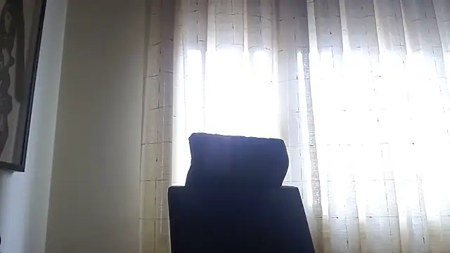 Snapshot of TonyComa chatting on May 13, 2:03 pm TonyComa online show from May 13, 2:03 pm