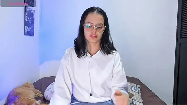 Snapshot of Abby_Saenz01 chatting on September 30, 9:42 pm Abby Saenz01 online show from September 30, 9:42 pm