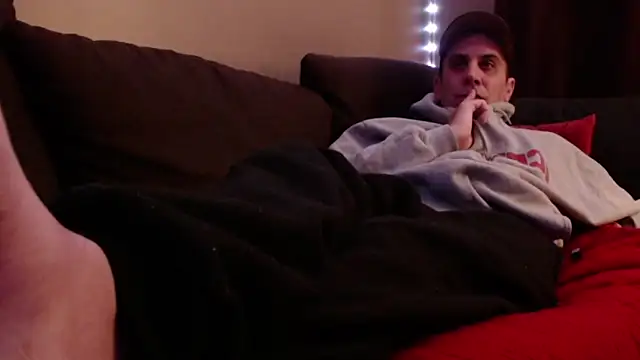 Snapshot of cash_master chatting on January 25, 4:02 am cash master online show from January 25, 4:02 am