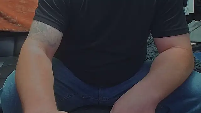 AwesomePapaya online show from December 5, 2:20 am