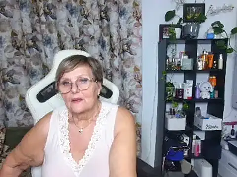 Selenna57 online show from December 17, 4:12 am