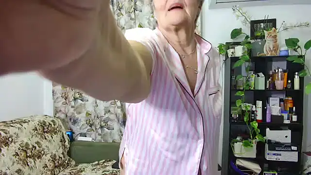 Selenna57 online show from March 15, 10:00 pm