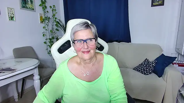 Selenna57 online show from February 12, 7:09 pm