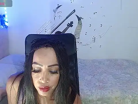 Alexaqueen1 online show from March 15, 12:15 am