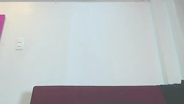 Snapshot of Amber_Moore chatting on May 26, 5:42 pm Amber Moore online show from May 26, 5:42 pm
