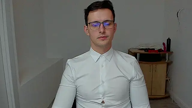 sexxymuscles4u online show from January 20, 12:07 pm