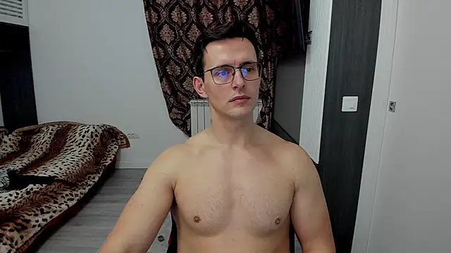 sexxymuscles4u online show from February 3, 1:30 pm