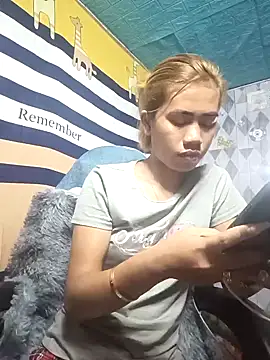 Snapshot of Cutie_body11 chatting on December 13, 12:53 am Cutie body11 online show from December 13, 12:53 am